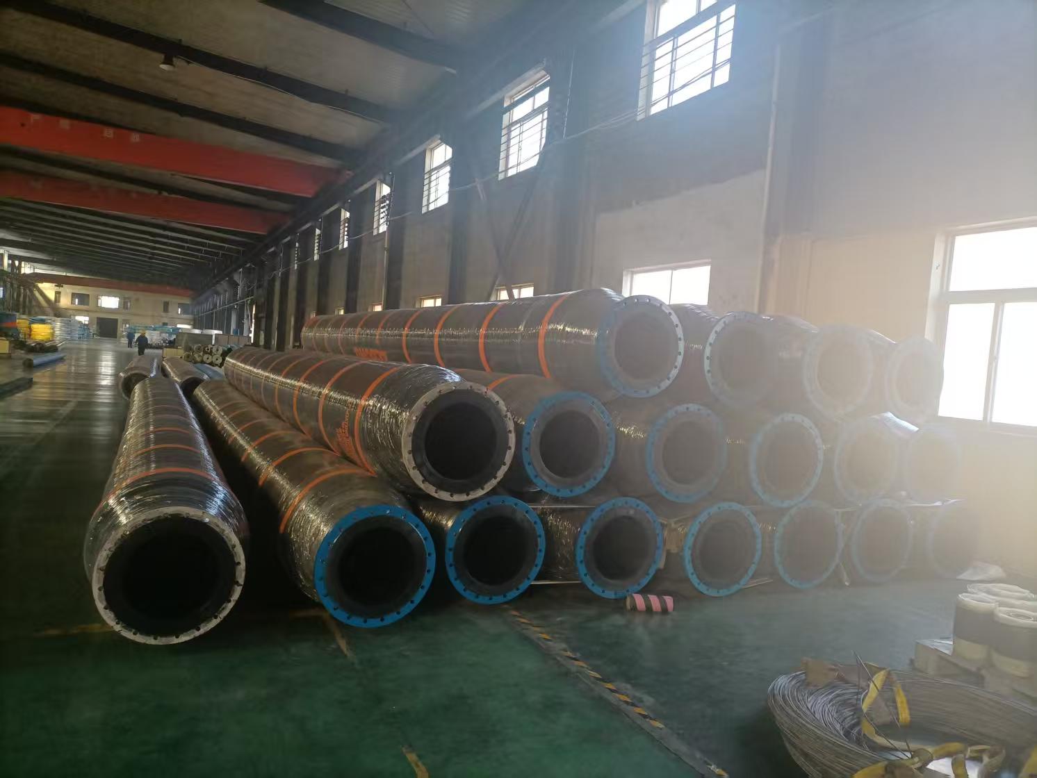 FLOATING DREDGING RUBBER HOSES